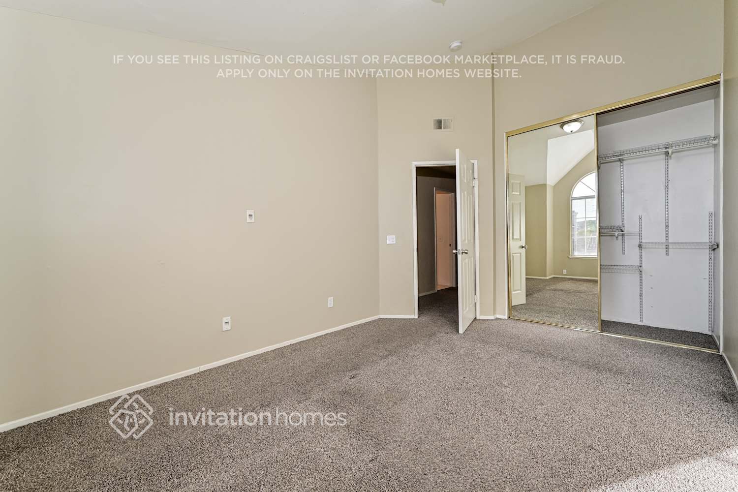 Building Photo - 20325 Calhaven Dr