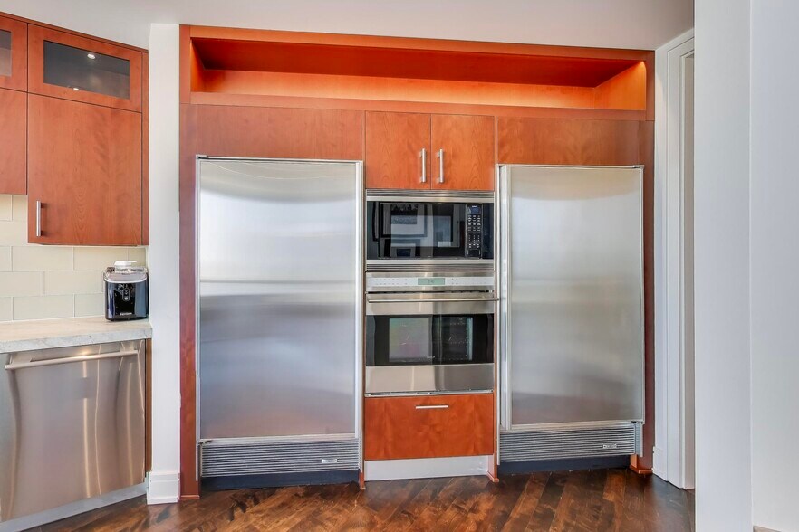 Building Photo - 401 N Wabash Ave