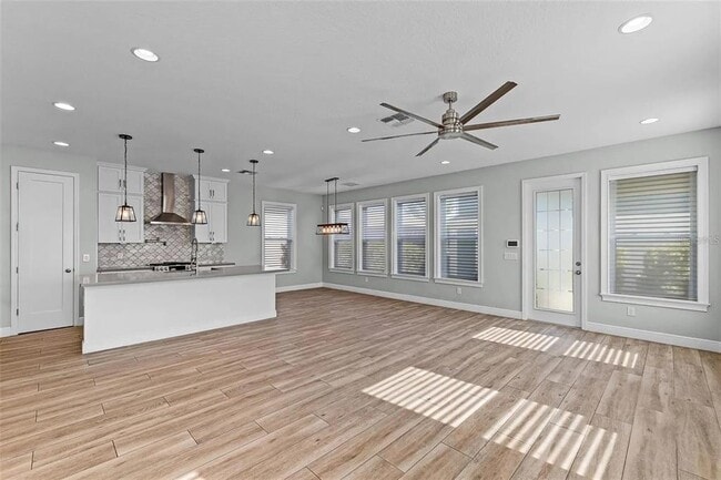 Building Photo - 13087 Salk Way