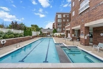 Primary Photo - 950 Massachusetts Ave