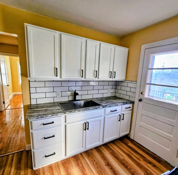 Building Photo - 309 Dalewood Ave