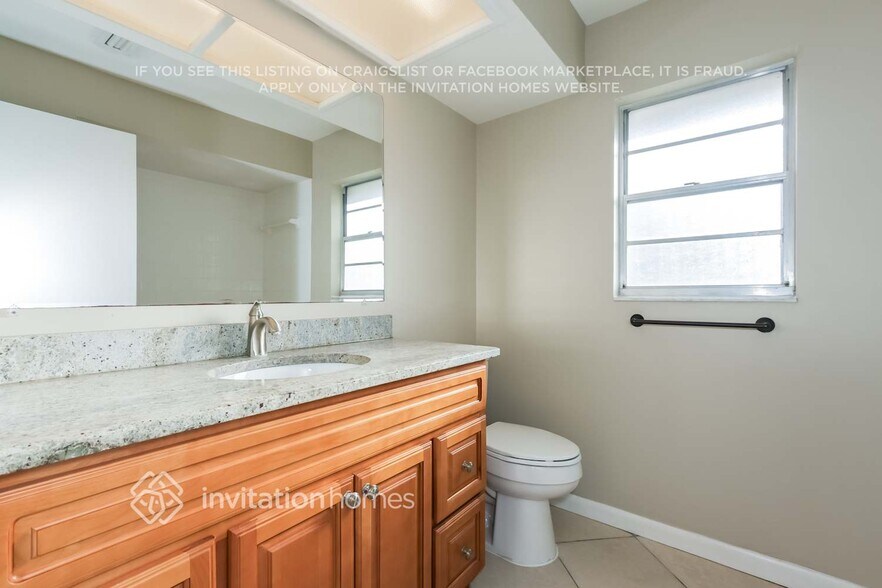 Building Photo - 904 Tarawood Ln