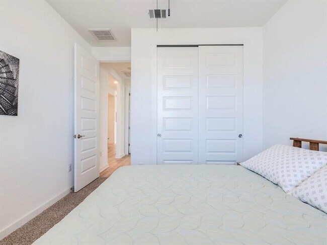 Building Photo - 2132 Centerline Ln
