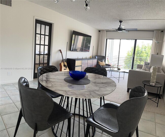 Building Photo - 1541 S Ocean Blvd