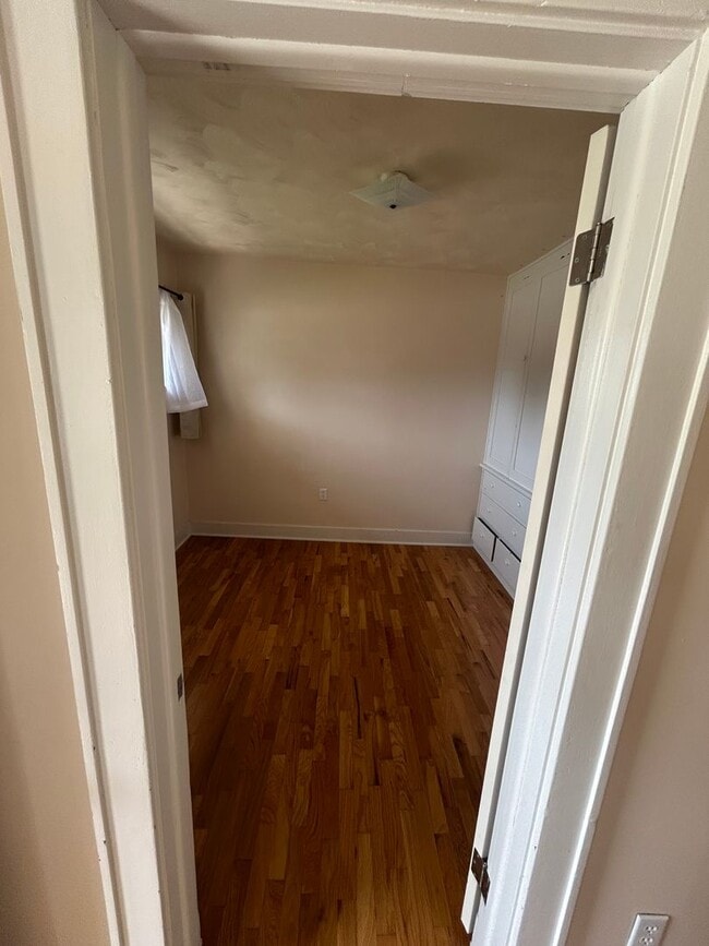 Building Photo - 3 Bedroom Home in Frederick - Available Now!