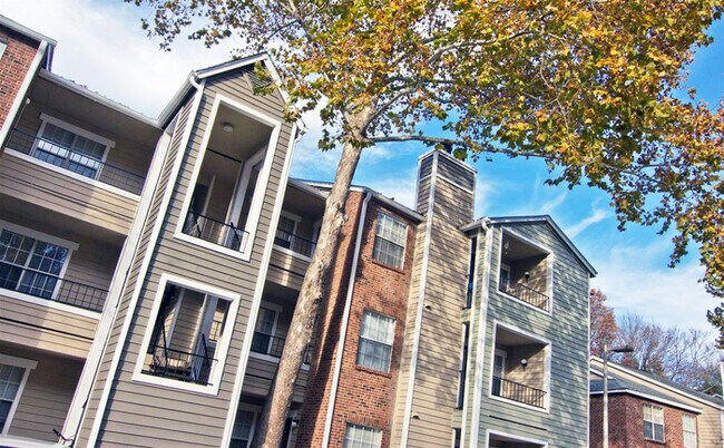 Building Photo - 9408 Willow Ridge Rd