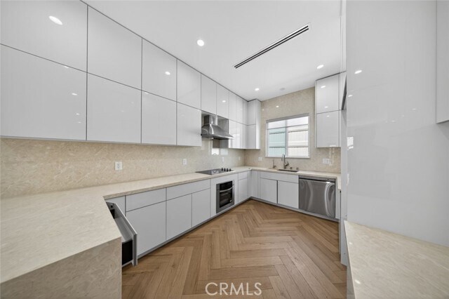 Building Photo - 10843 Cantara St