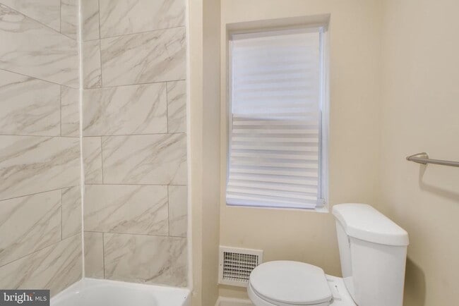 Building Photo - 2231 Orem Ave