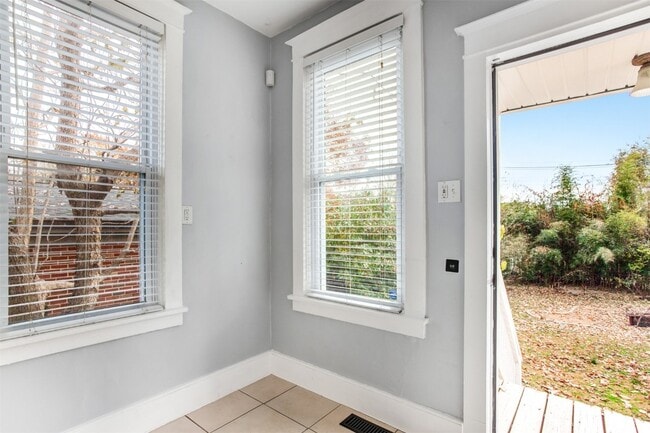 Building Photo - 7716 Lovella Ave