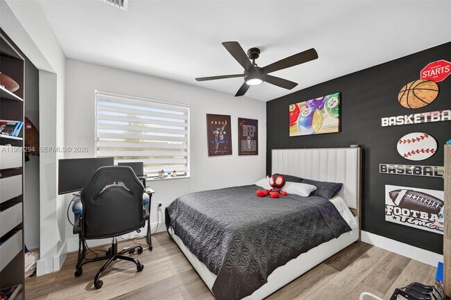 Building Photo - 25796 SW 123rd Ave