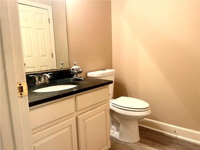 Building Photo - 1160 Old Windsor Pkwy