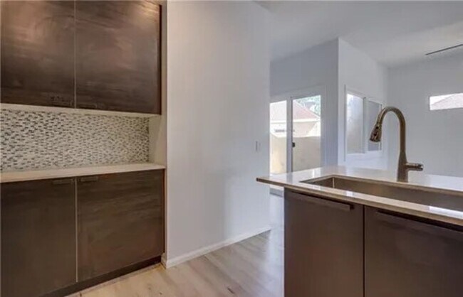 Building Photo - Charming Two Bedroom Condo in Laguna Niguel