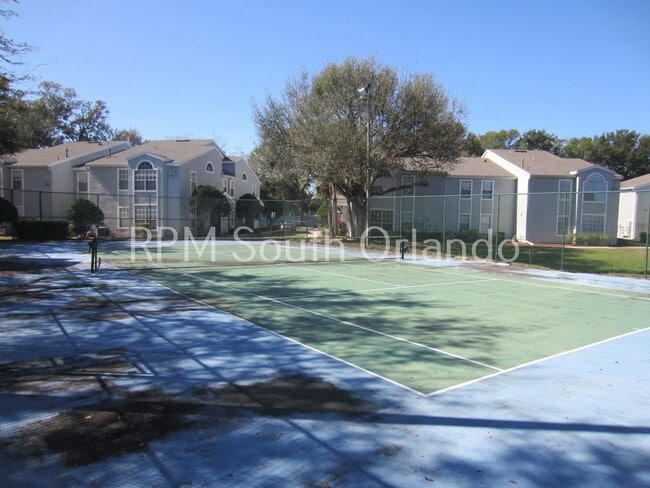 Building Photo - Columbia Arms