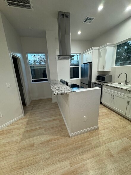 Building Photo - 1143 Madera Ct