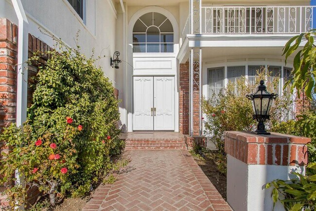 Building Photo - 18301 Hampton Ct