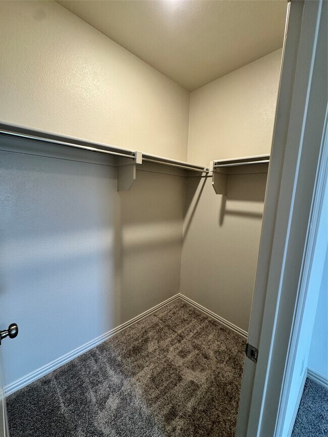 Building Photo - 4365 Union St