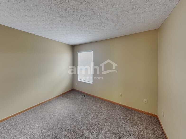 Building Photo - 88 Brooksedge Dr E