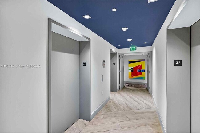 Building Photo - 45 SW 9th St