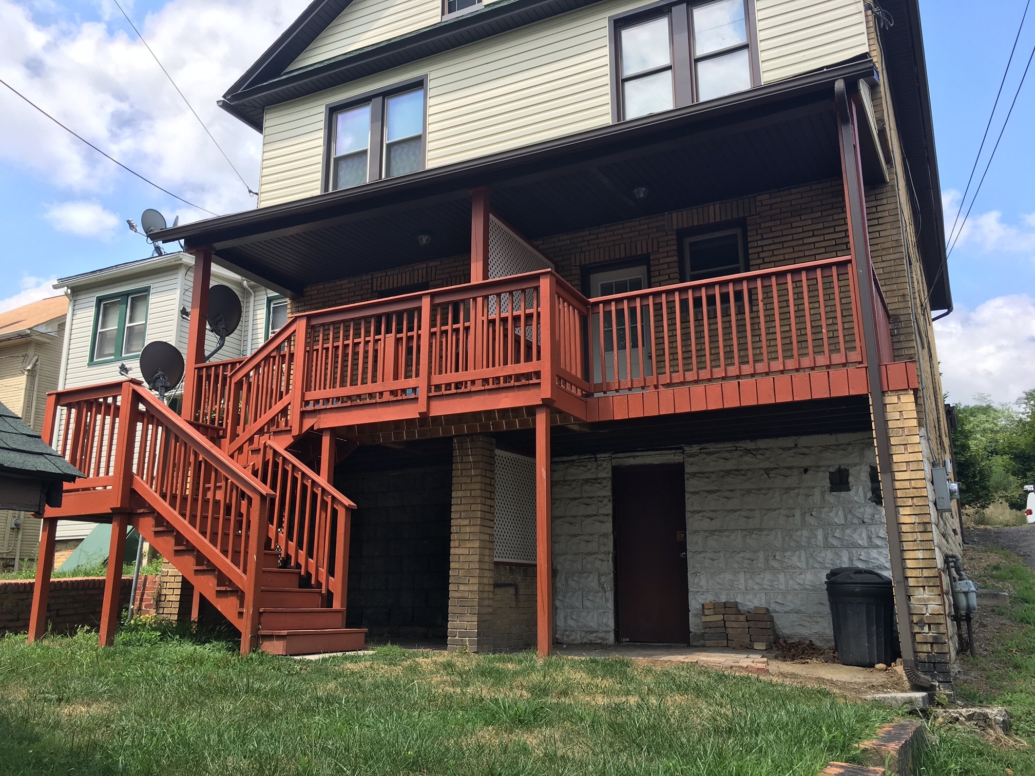 Back of Duplex - 216 N 12th Ave