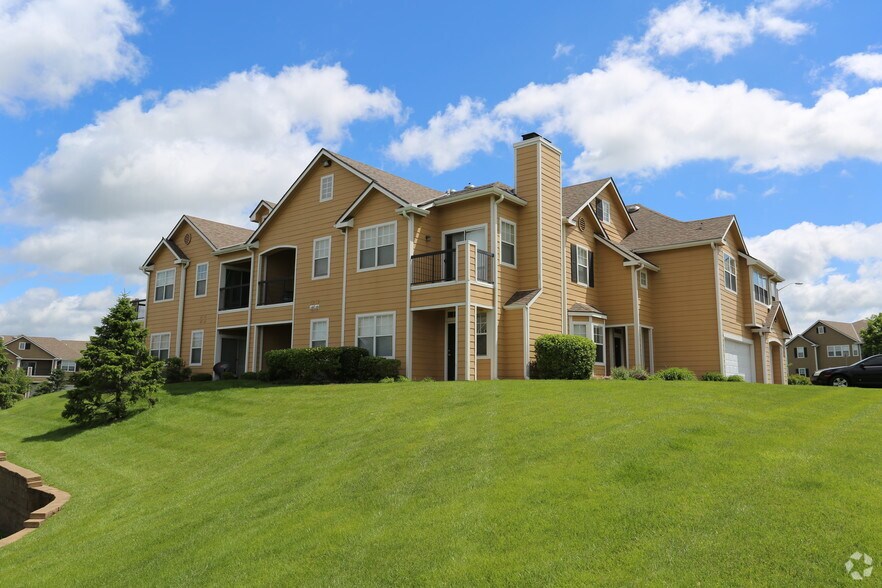 Manor Homes Of Fox Crest Kansas City, MO Apartment Finder