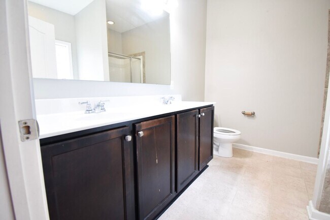 Building Photo - Coming Soon: 3 BEDROOM 2 BATHROOM - PETS C...