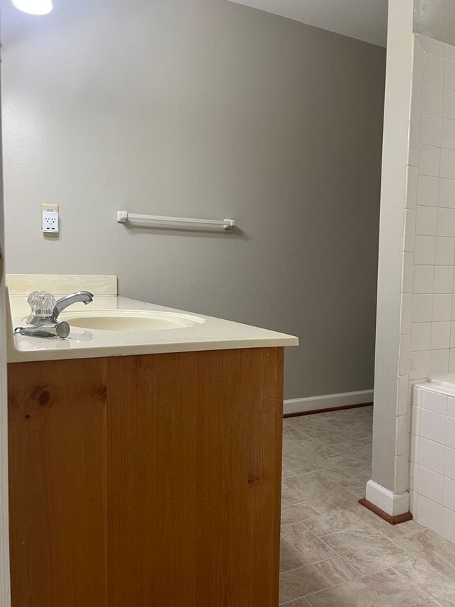 Building Photo - 639 Todd Trail