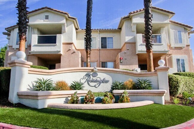 Building Photo - Beautiful Rancho San Diego Condo!