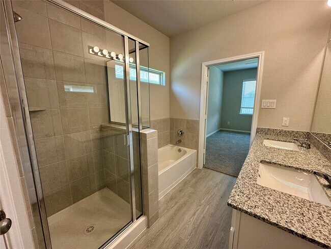 Building Photo - 10419 Astor Pt Trl