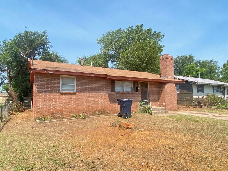 Building Photo - 6617 S Phillips Ave