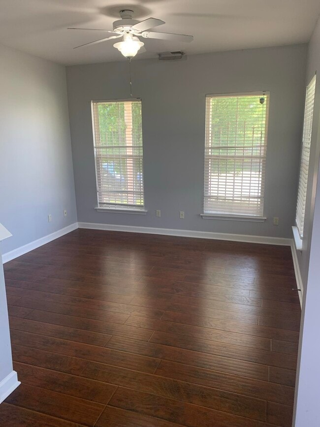 Building Photo - 158 Keel Ave