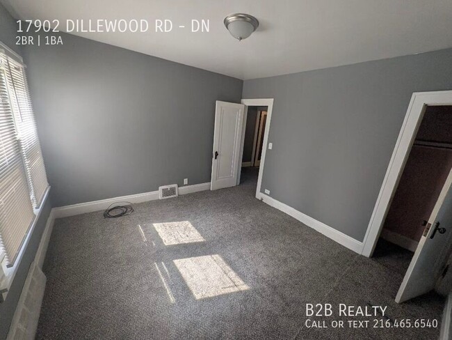 Building Photo - 17902 Dillewood Rd