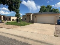 Building Photo - Beautiful Home in Los Lunas