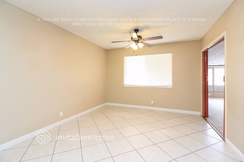 Building Photo - 41797 Royal Palm Dr
