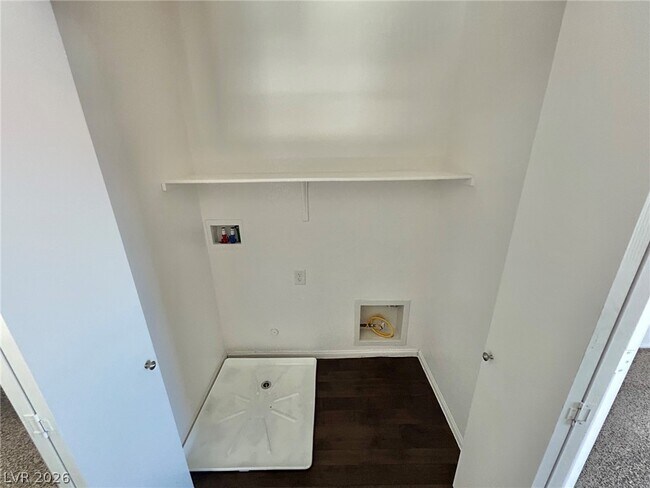 Building Photo - 4908 Blue Marlin Ave