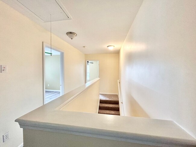 Building Photo - Stunning Home in Pooler, GA!