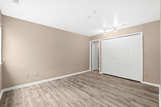 Building Photo - 42453 Lilley Pointe Dr