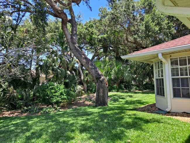 Building Photo - BEACHSIDE NSB FURNISHED RENTAL AVAILABLE MONTHLY!