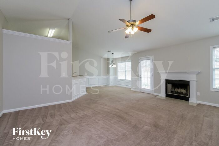 Building Photo - 1130 Bradford Park Dr