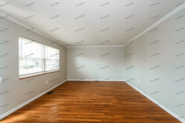 Building Photo - 1060 Preakness Ln