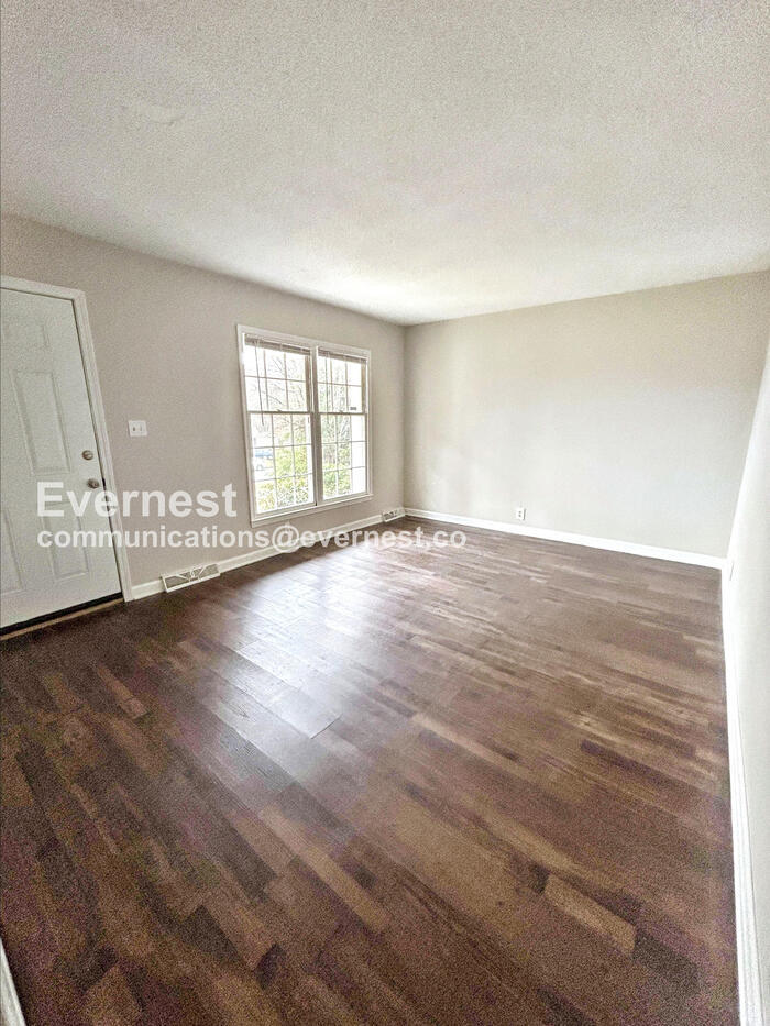 Building Photo - 561 Brightsfield Ct