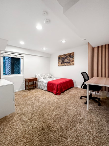 Building Photo - 6636 Isle of Skye Dr