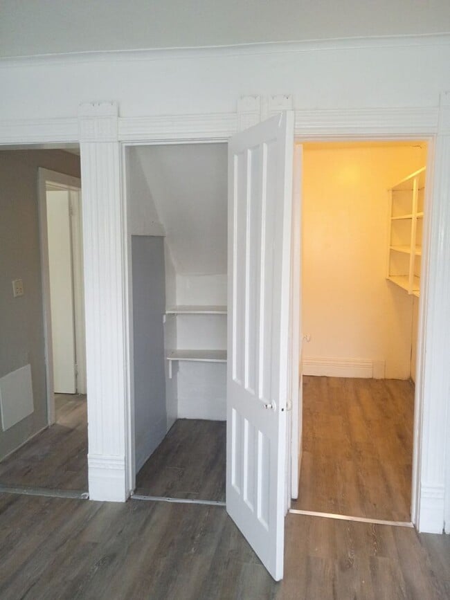 Building Photo - 501 Rowland St