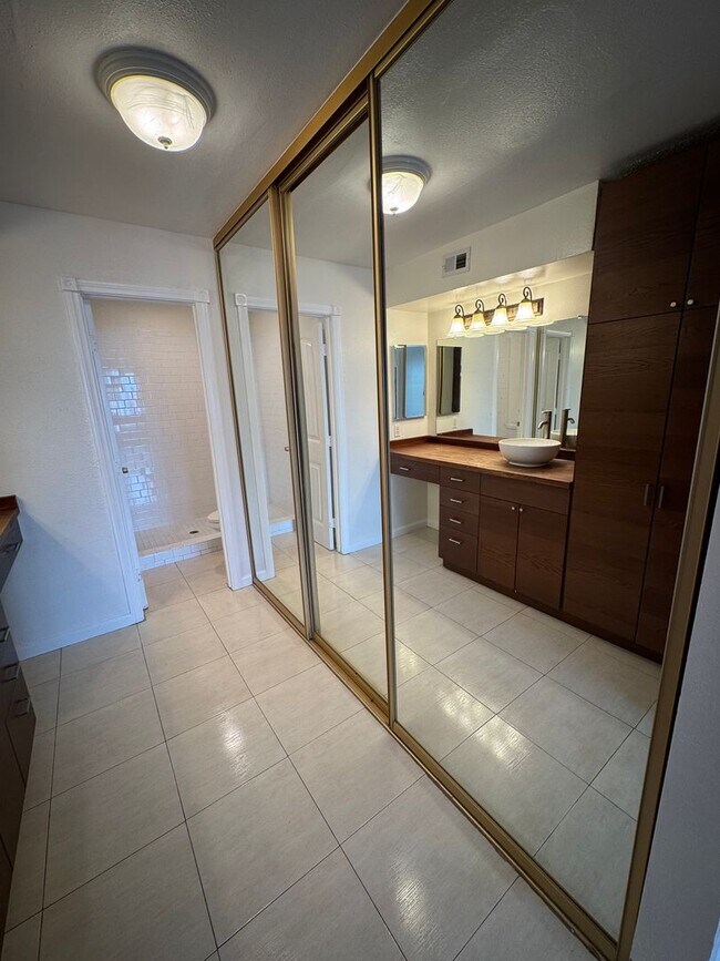 Building Photo - Newly Remodeled 2 Bedroom 2 Bath Condo in Chula Vista - $2600 a month