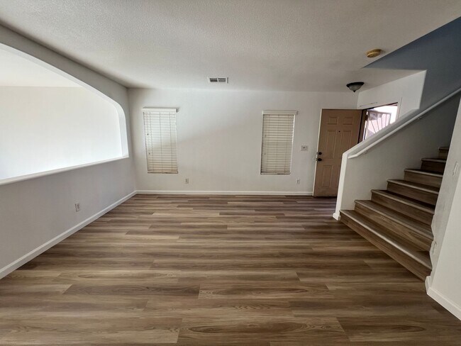 Building Photo - 6577 E Escatawpa Bay Ct