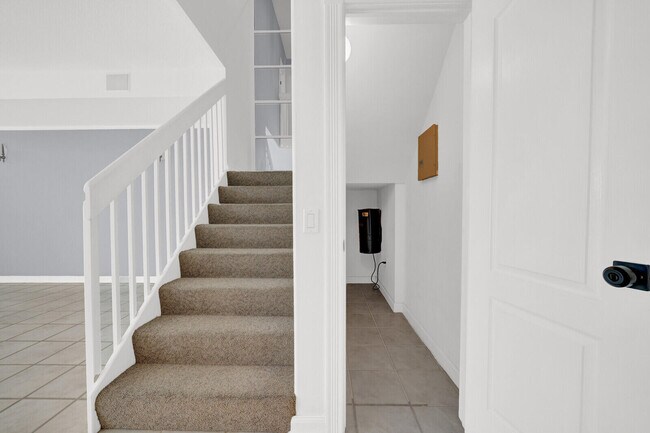Building Photo - 133 Wentworth Ct