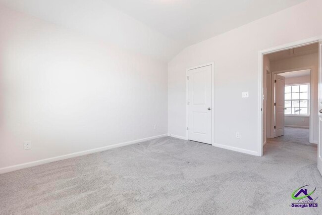 Building Photo - 233 Shoshone Cir