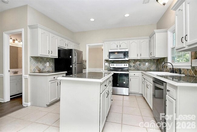 Building Photo - 8609 Walsham Dr