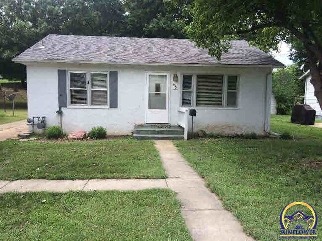Primary Photo - 1519 Center St