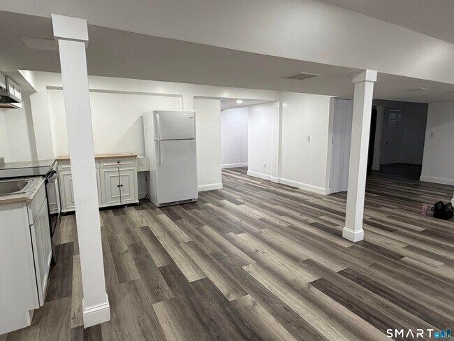 Building Photo - 96 Neill Dr