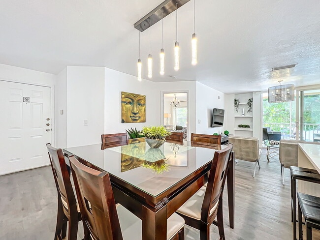 Building Photo - Seurat Street, Orlando, FL 32819 - 4 BR 2 BA condo